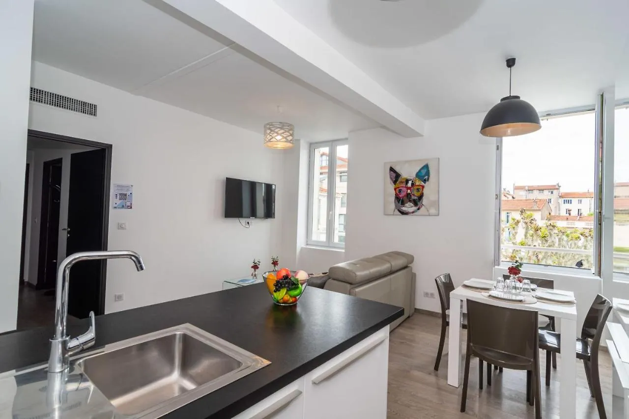 Brand New 2 Bedroom Gambetta Fully Renovated 2021- 5 Mns Palais By Olam Properties Канны